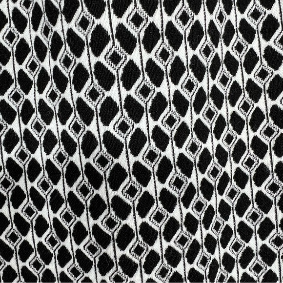 Anthropologie Larkin Jaquard Tapered Trouser Ankle Pant - Picture 8 of 8